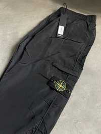 Нейлонові штани stone island