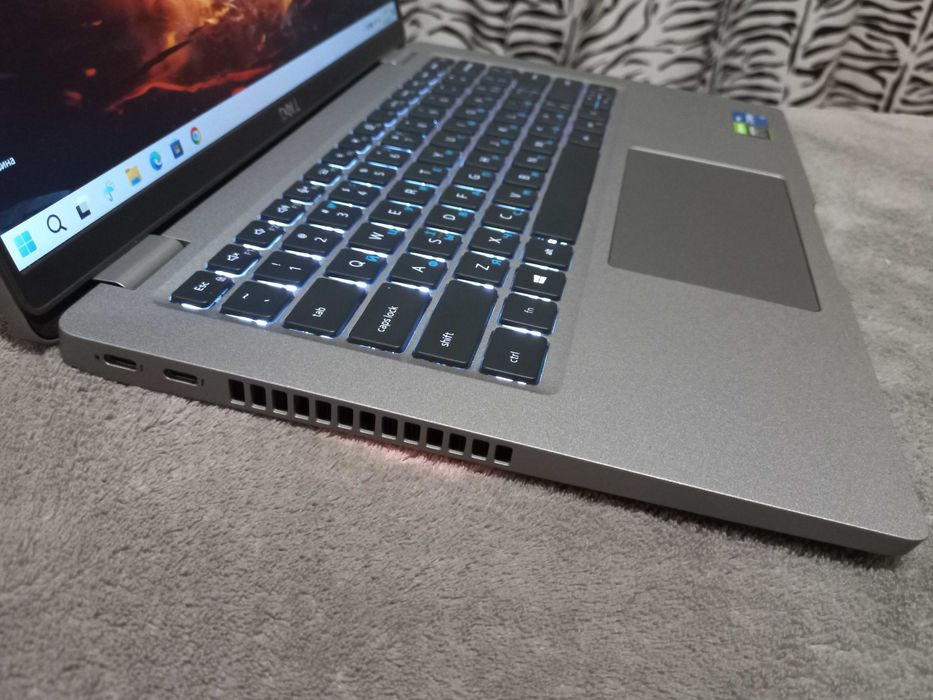 Игровой Видео RTX 2050 (4 ГБ)   Intel Core i5 1135G7 X8/  DELL 14