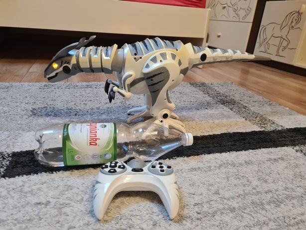Dinozaur robot HIT WOOW WEE