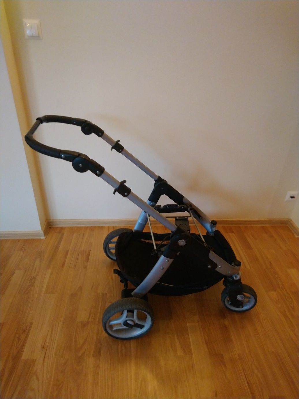 Wózek dziecięcy Cosmo 10 3w1