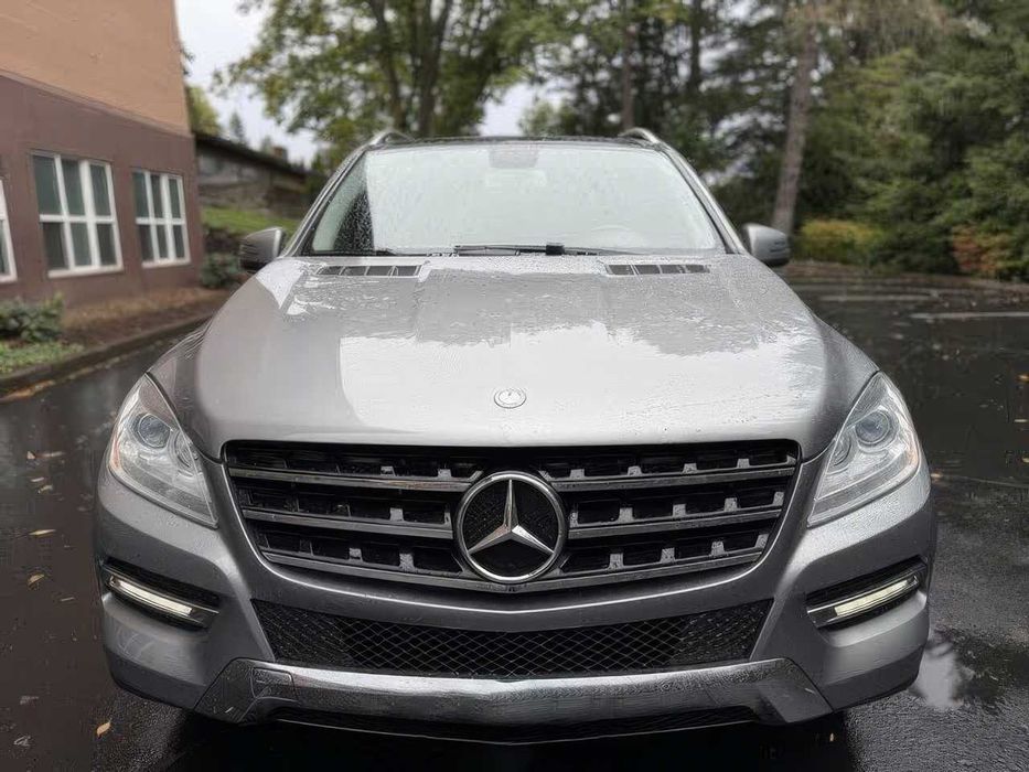 Mercedes-Benz M-Class ML 350 4MATIC      2013