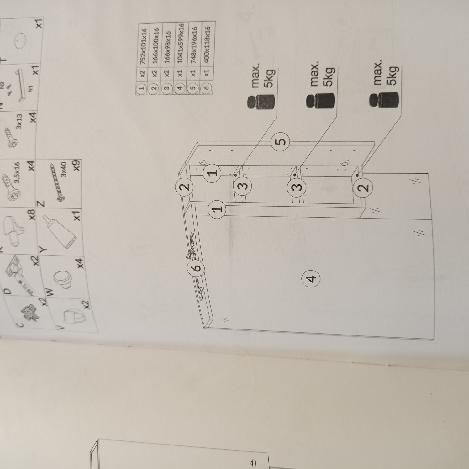 Lustro z oświetleniem LED i szafką