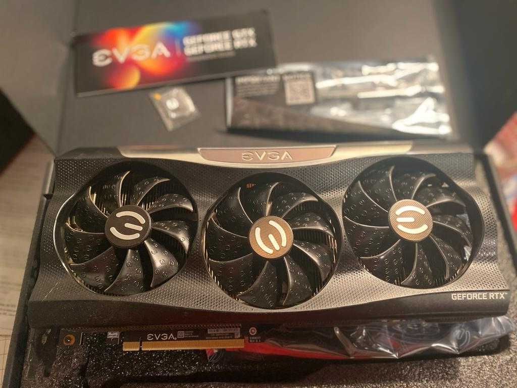 EVGA GeForce RTX 3090 FTW3 ULTRA GAMING 24GB GDDR6X