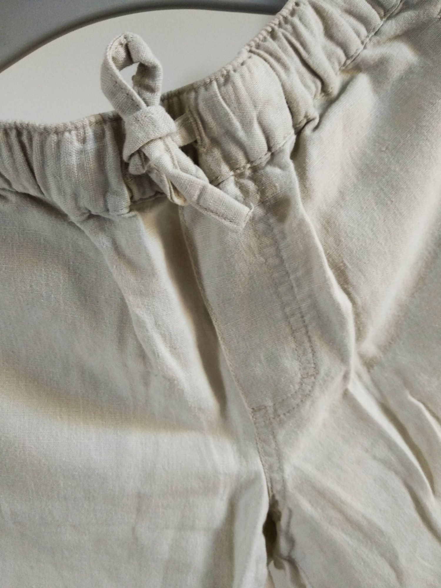 Wakacyjne szorty chino lniano-bawełniane H&M 86/92