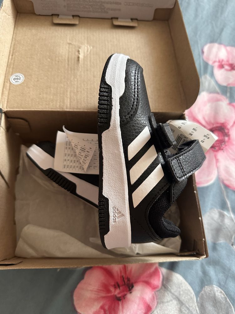 Кросівки на хлопчика adidas