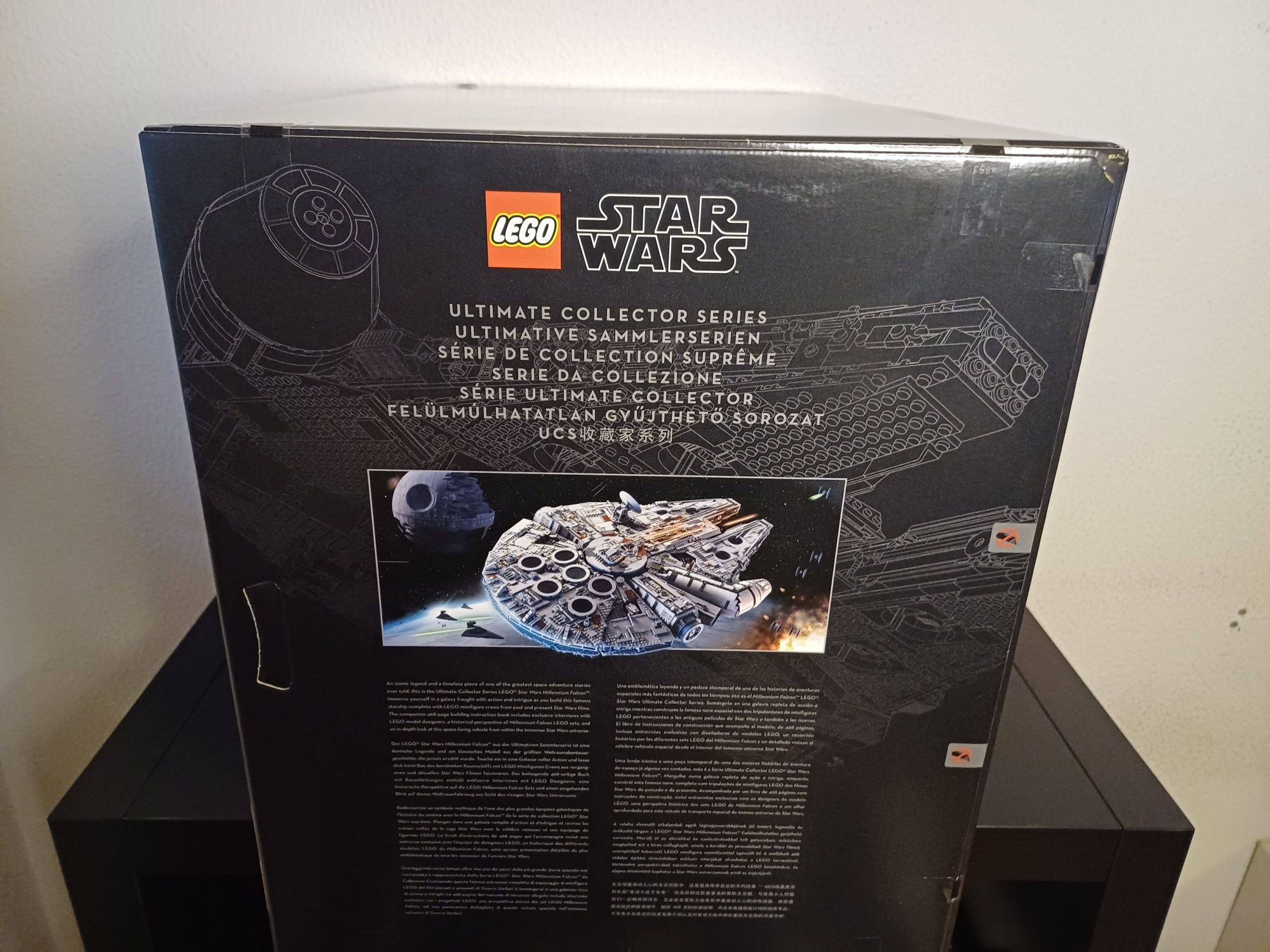 LEGO Millennium Falcon UCS caixa vazia