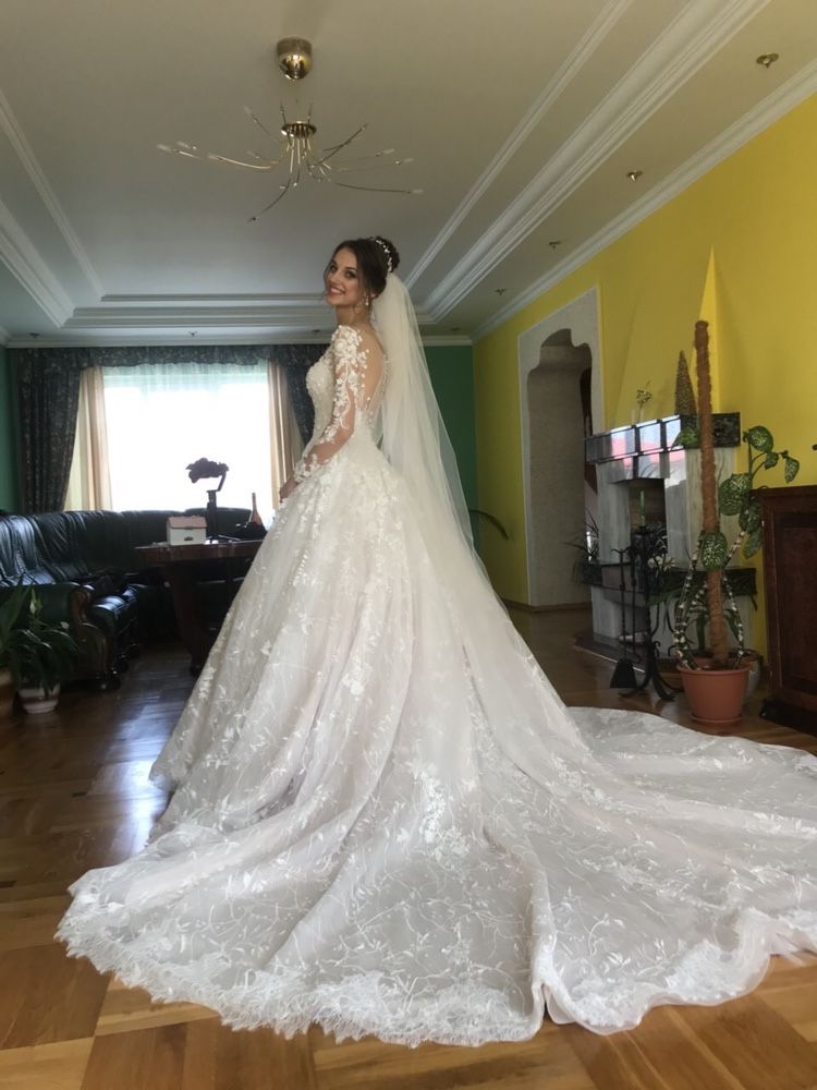 Весільна сукня італійського бренду Nora Naviano 18026