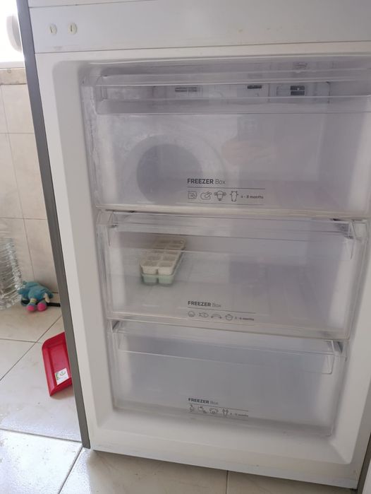 Frigorífico No Frost Prata