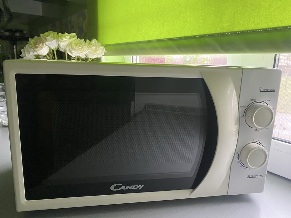 Мікрохвильова піч з грилем CANDY  CMG 2071M