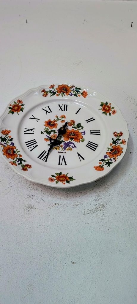 Zegar porcelana talerz