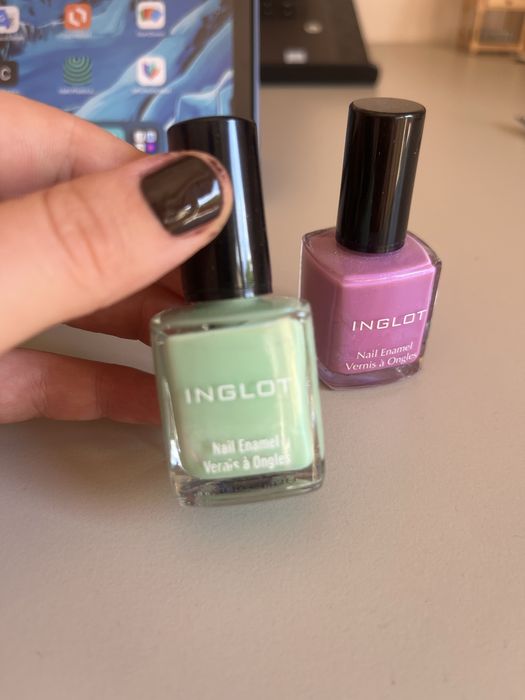 Lakier klasyczny do paznokci Inglot 390