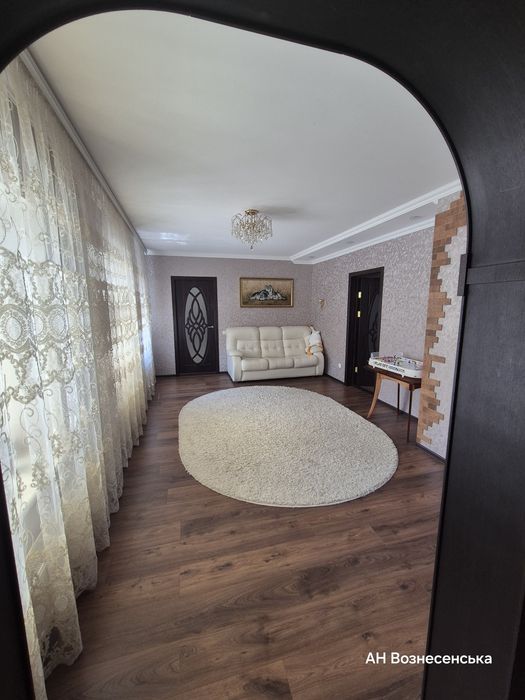 Будинок в районі автовокзалу