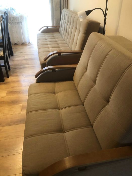 Komplet wypoczynkowy w bardzo dobrym stanie - wersalka, sofa, fotel