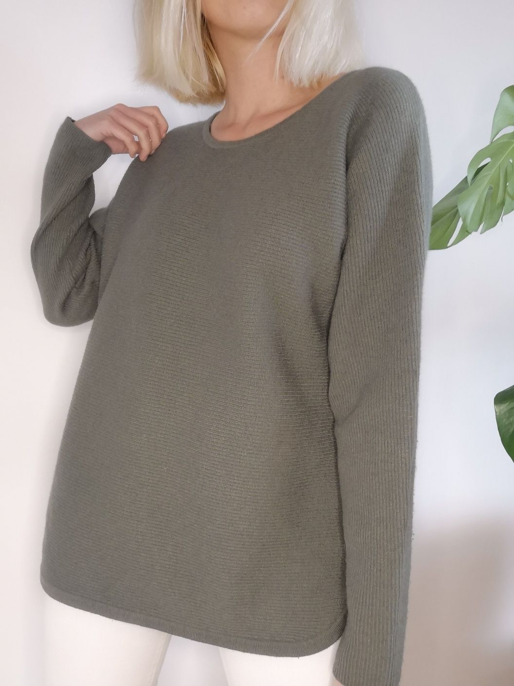 Prążkowany sweter oversize boho wełna wiskoza Marie Philippe