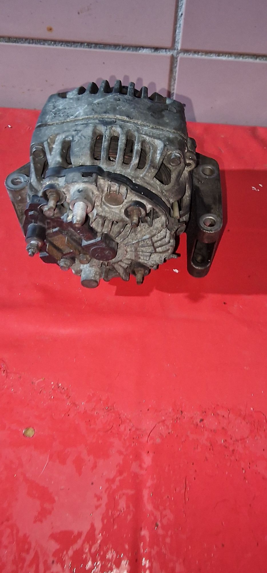 Vendo alternador