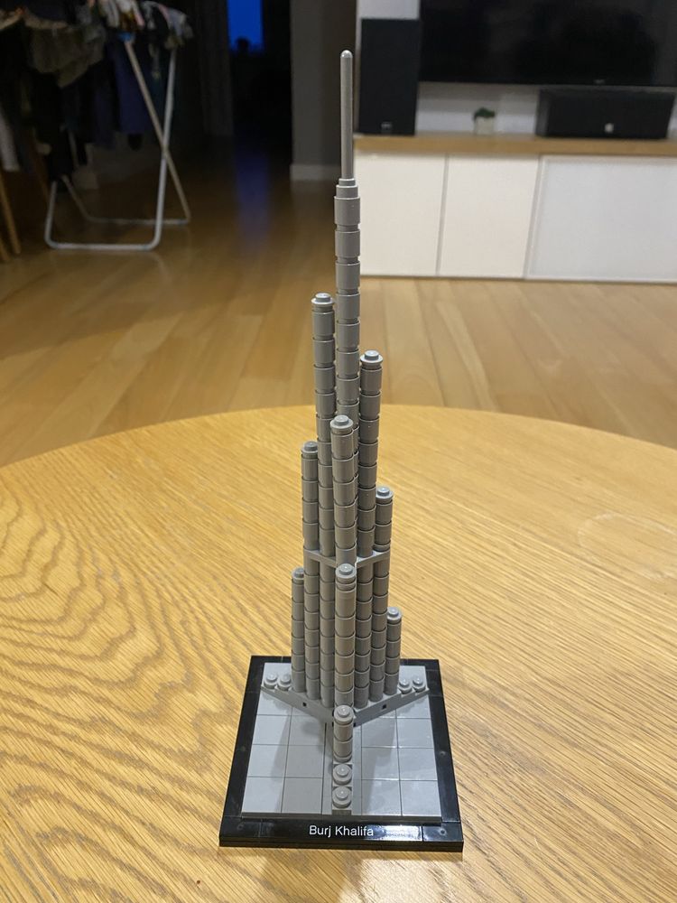 Lego Architecture 21008 Burj Khalifa kompletny