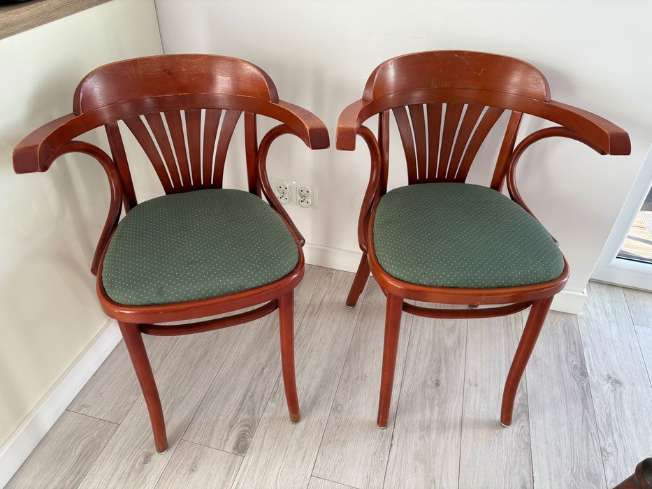 2 Krzesła drewniane vintage prl