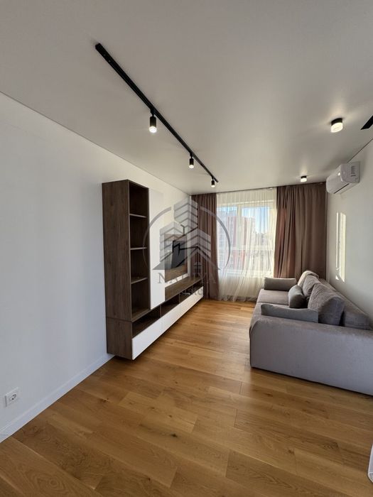 Оренда 2-кімнатної квартири у ЖК 'Семицвіт'