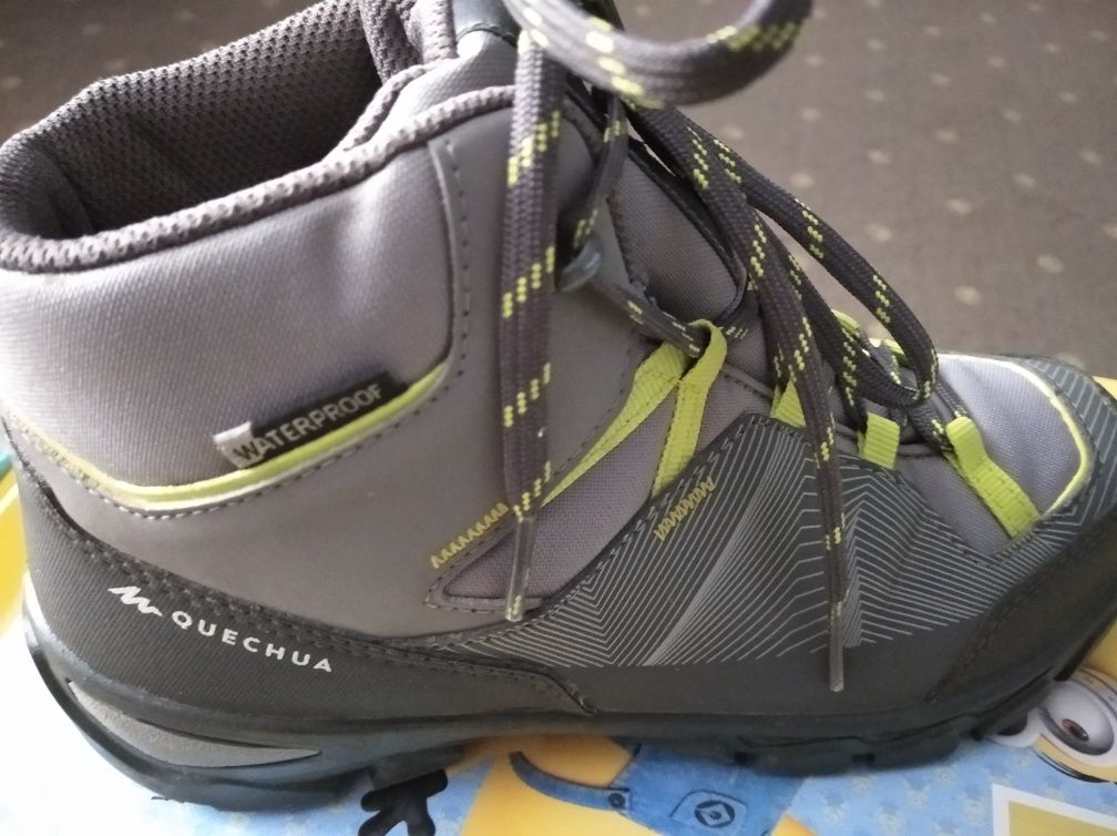 Buty chłopięce Quechua rozm 37