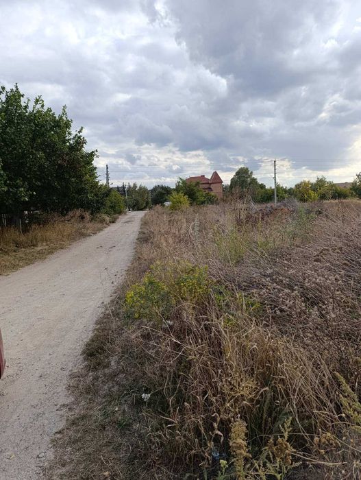 Продам земельну ділянку  15 соток