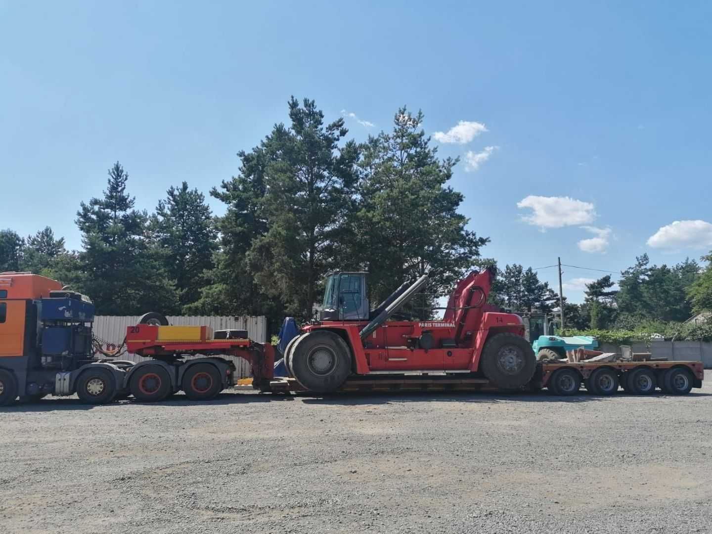 Ponadgabarytowy Transport Kombajnów Maszyn Niskopodwoziowy Specjalny