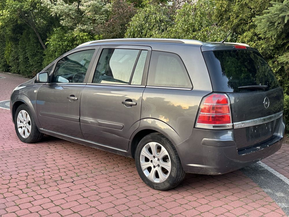 Opel Zafira 1.7 CDTI 110km * 7-osobowy *