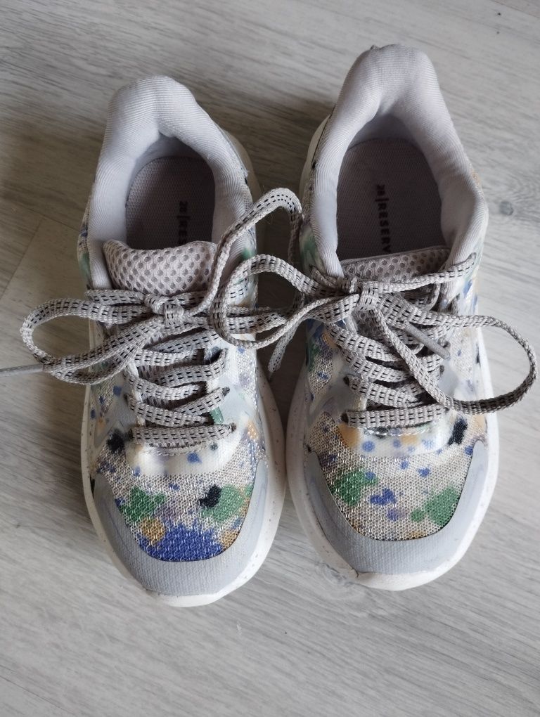 Buty sportowe sneakersy 28 Reserved