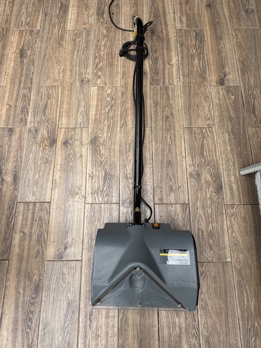Elektroszczotka Karcher Pw30/1