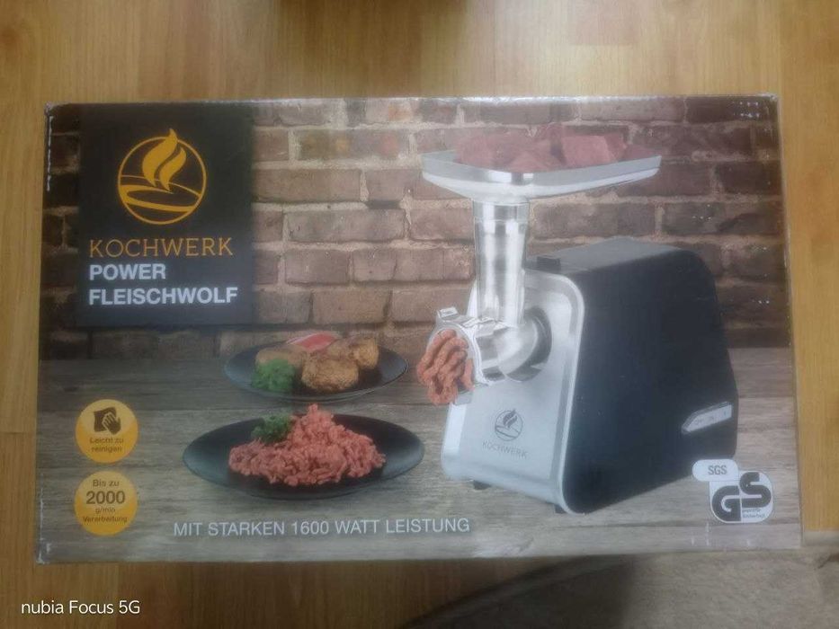 М'ясорубка power fleischwolf1600W