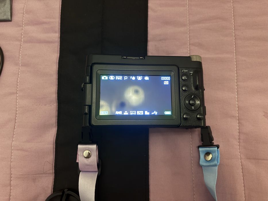 Maquina fotografica compacta nova