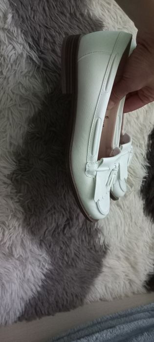 Лофери білі нові