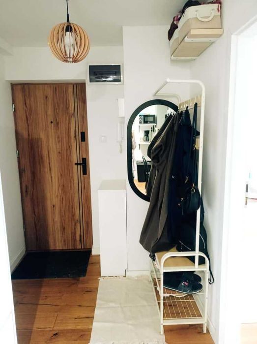 Obok Pl. Hallera - idealne dla pary - z balkonem