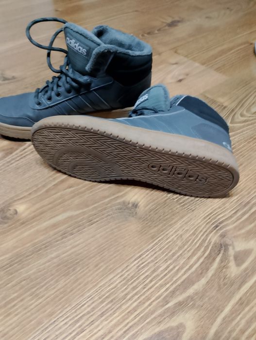 Sprzedam ubrania i buty