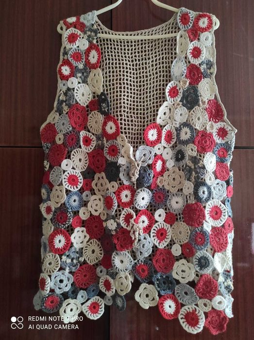 Жилет вязаний гачком 54-56 р.