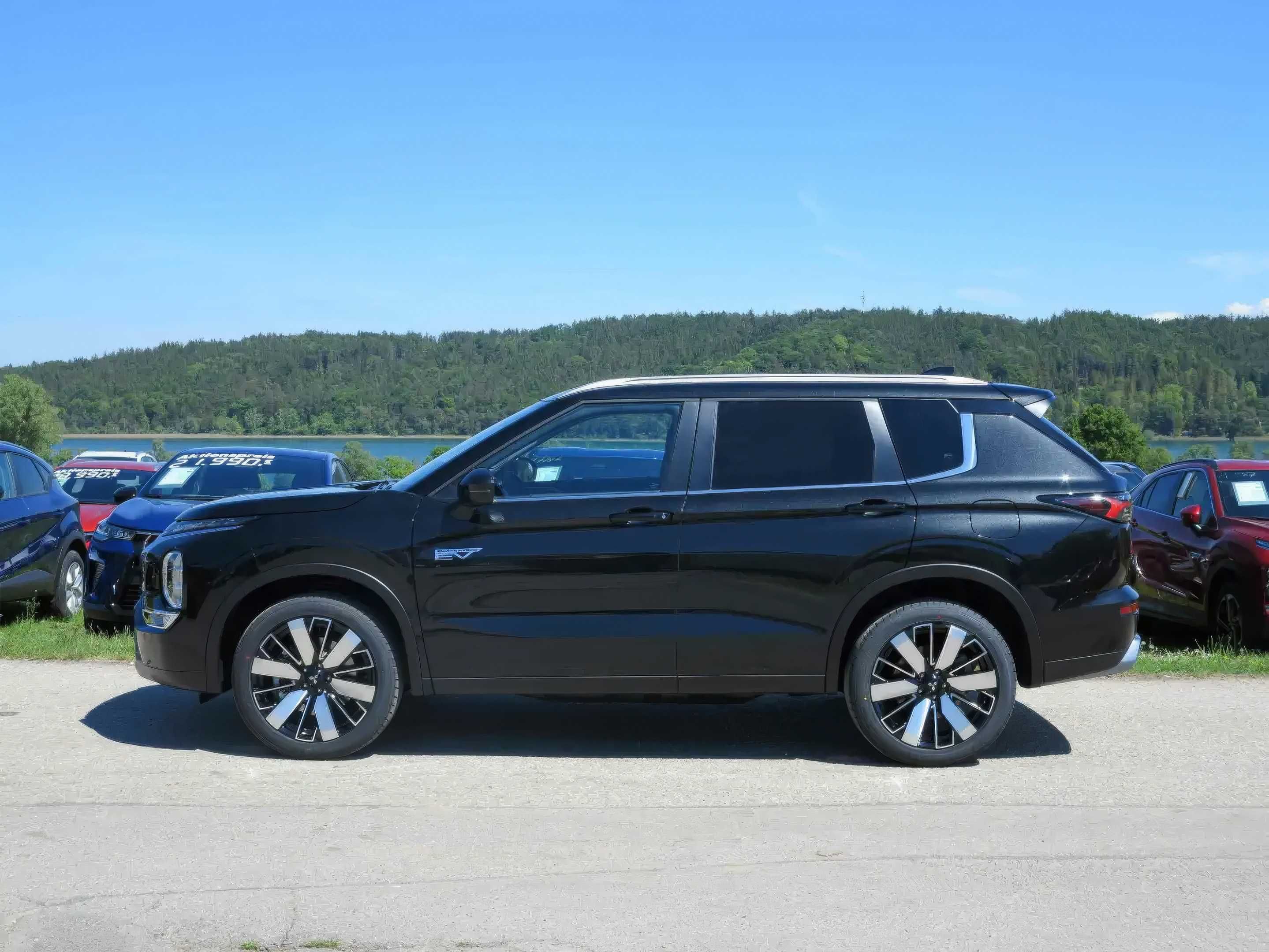 2023 Mitsubishi Outlander PHEV SEL