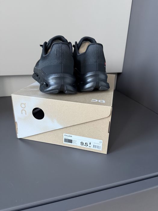 On Cloudtilt 43 розмір Нові! Оригінал!