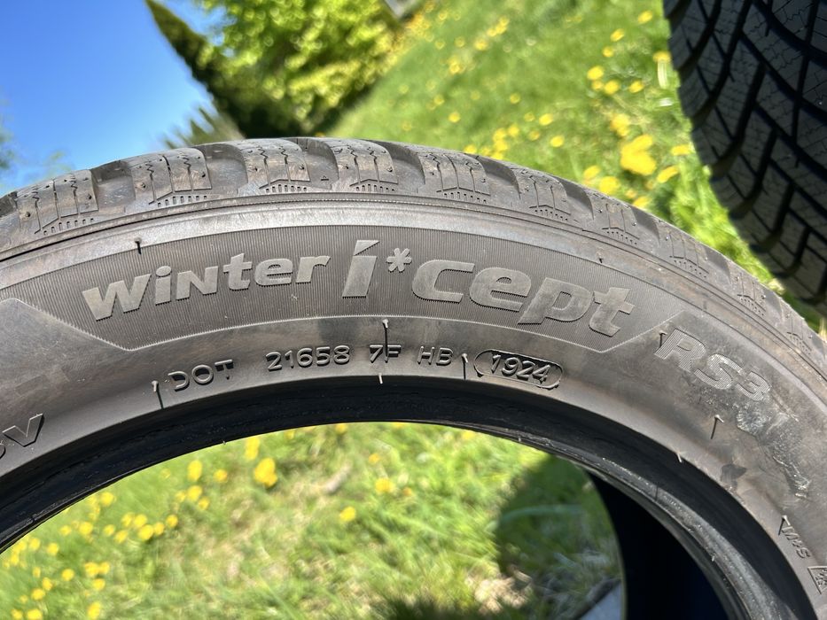 Opony zimowe Hankook winter i cept RS3 95V XL 205/55/17