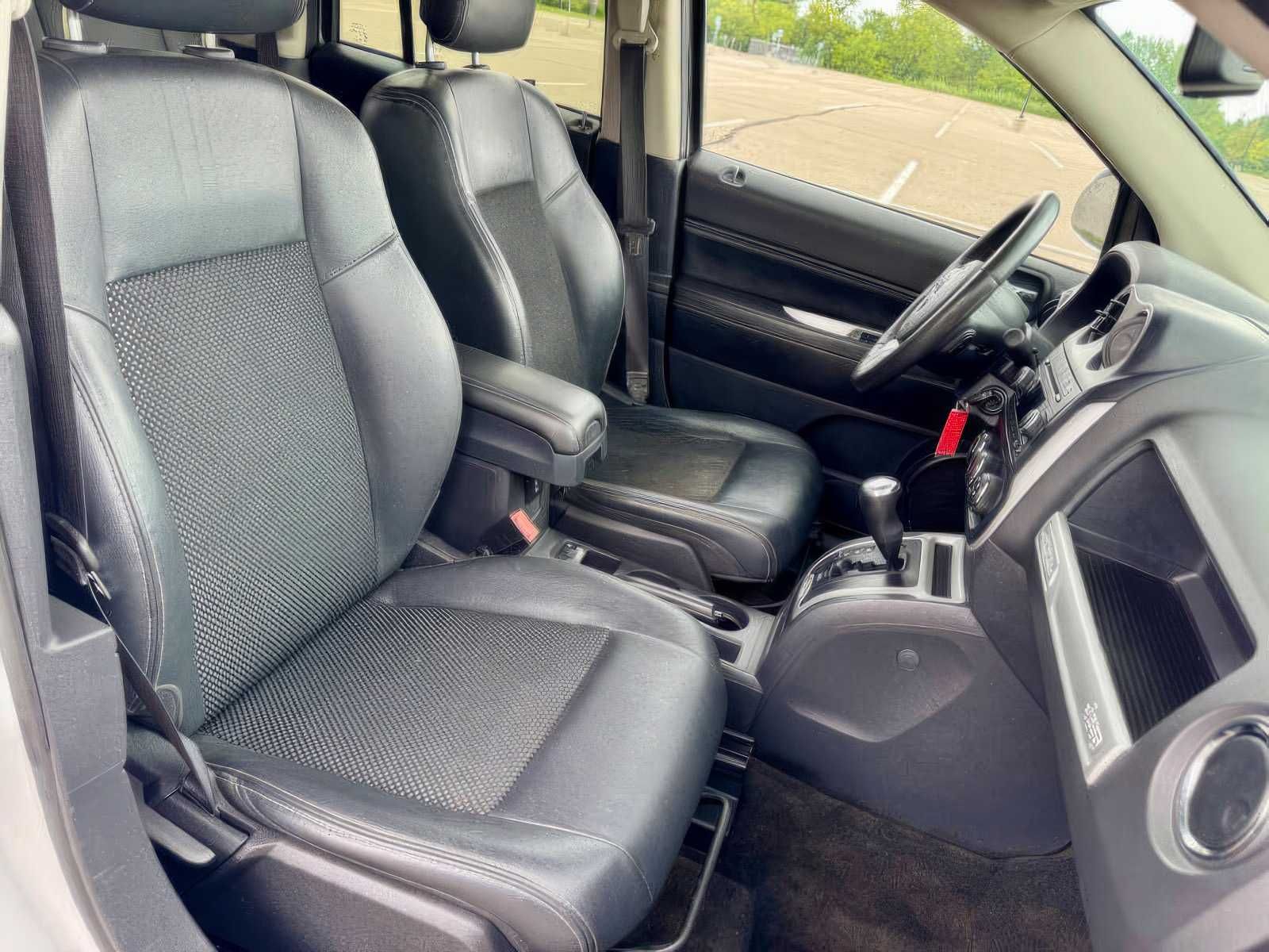 Jeep Compass Latitude      2016
