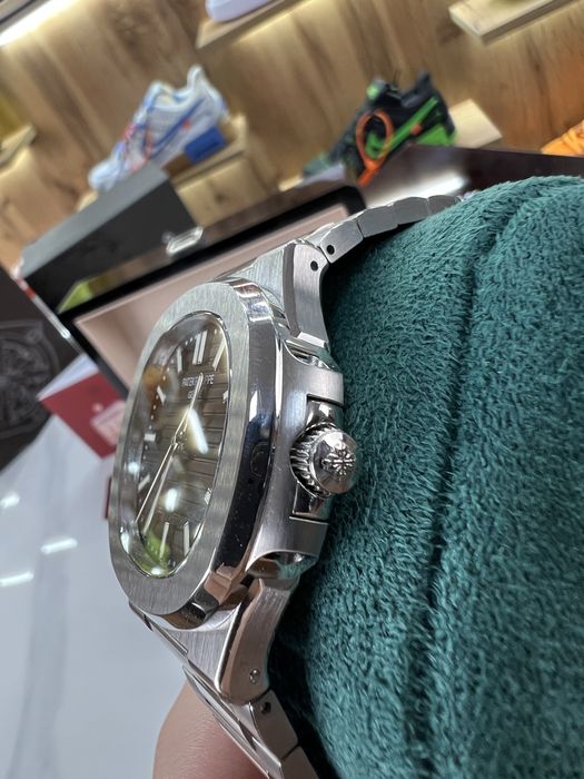 Годинник Patek Philippe Nautilus 40mm Silver Brown