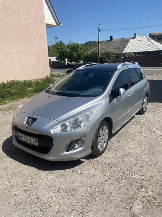 Продам пежо 308 sw 2012