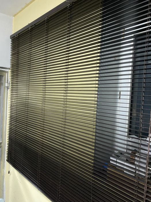 Żaluzje wewnetrzne drewniane kolor teak 200/170