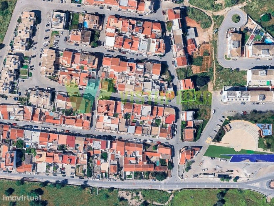 Terreno para Construção em Calvário com Projeto Aprovado para Morad...