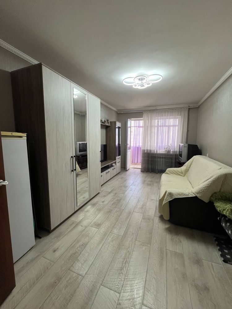 Продаю 4 комнатную большую квартиру Озёрная ( Намыв )   ID-7777