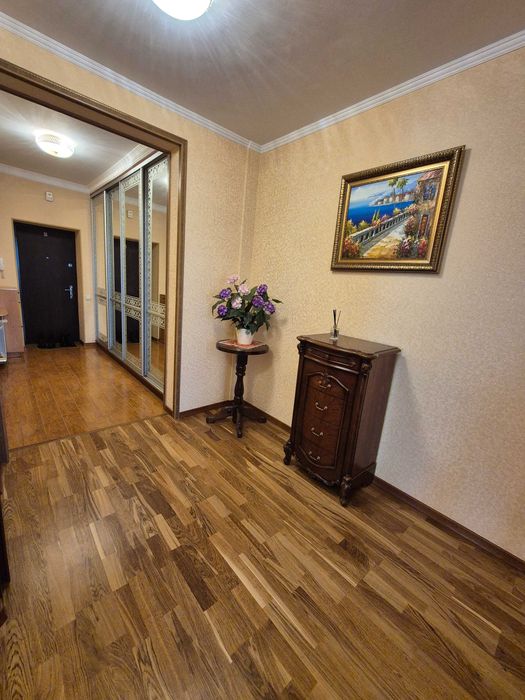 √ Продаж 2 кімнатної квартири в  Центрі. Будинок 2013 р