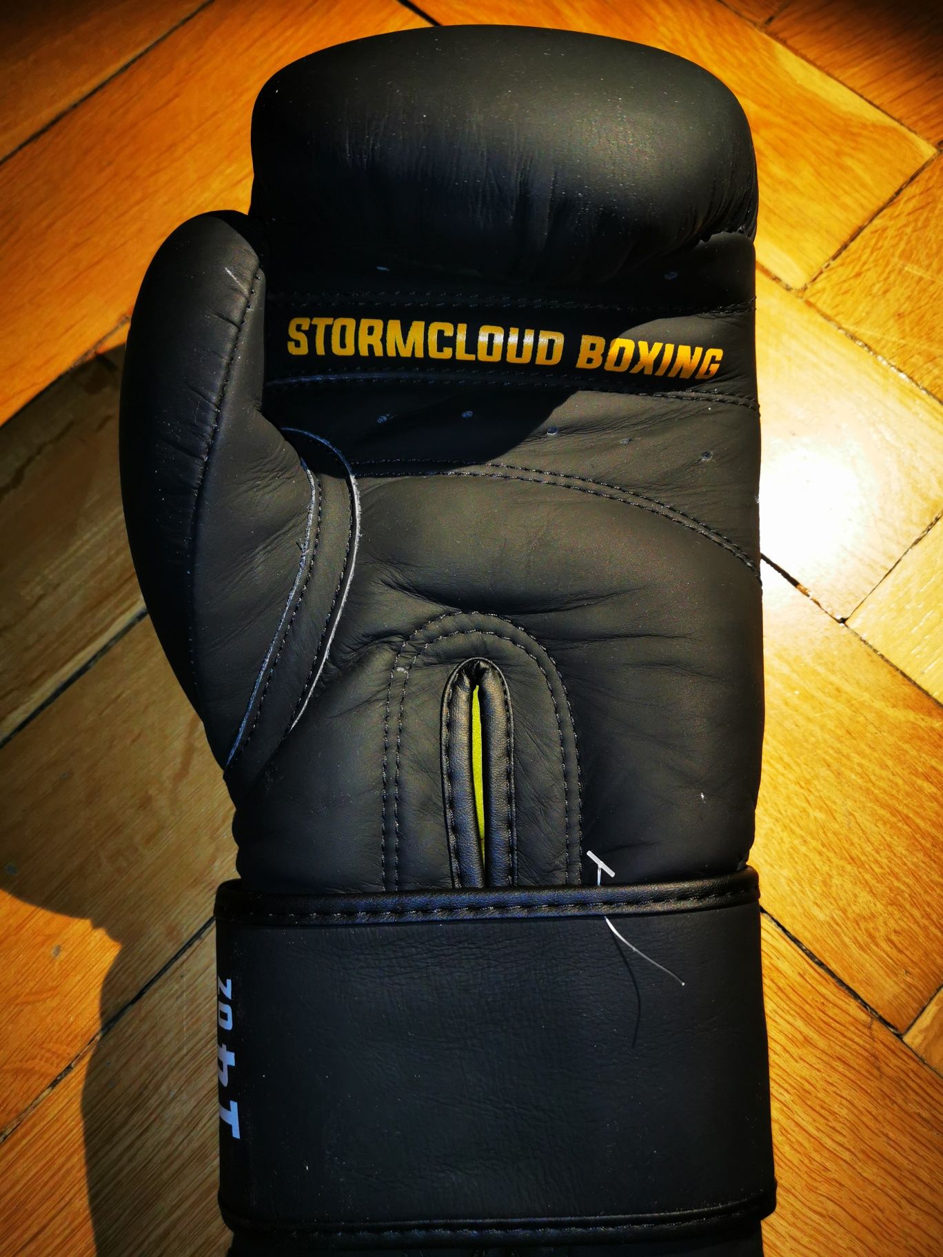 Rękawice bokserskie Skóra Storm Cloud Pro 14 oz - użyte raz