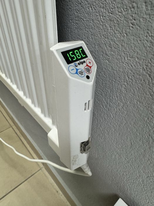 Grzejnik panelowy elektryczny olejowy 2000W