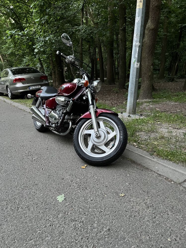 Honda Magna 250  2002