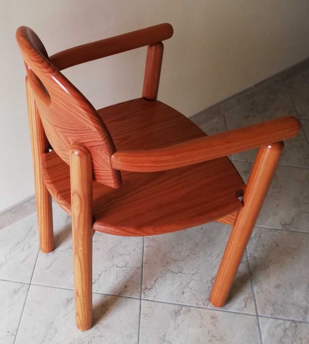 Stabilne krzesło drewniane z podłokietnikami / fotel drewniany