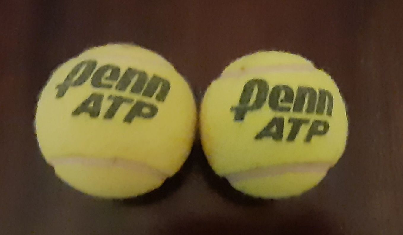 2 caixas bolas tenis e 6 bolas usadas anos 90 colecionadores
