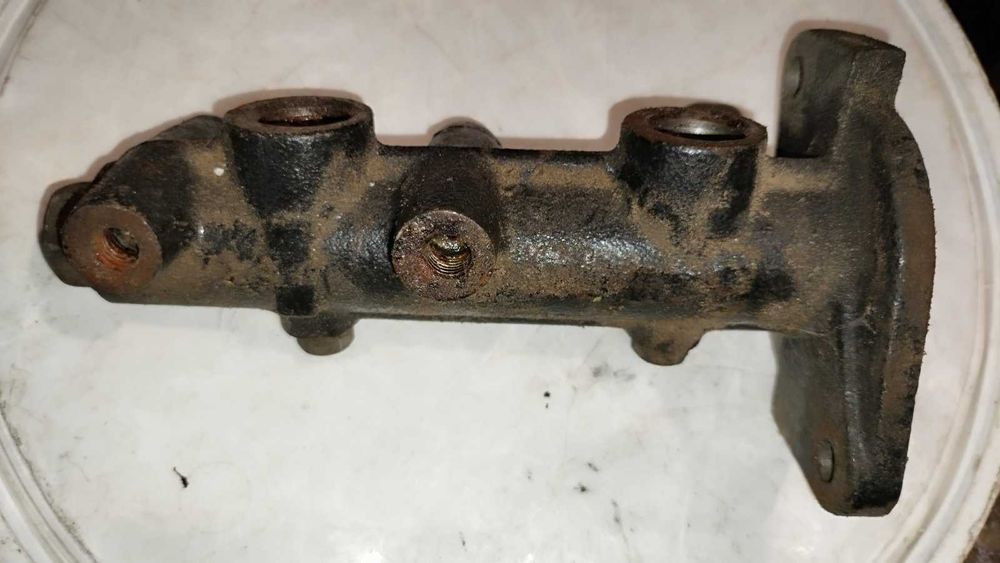 Главний тормозной цилиндр ВАЗ 2108-15